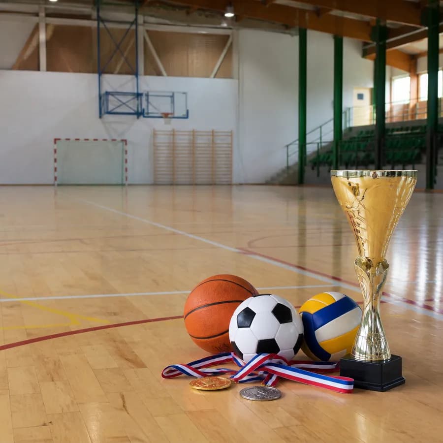 Sportowa rywalizacja instytucji i firm w Stoku Lackim